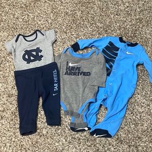 North Carolina Tarheels baby clothing.